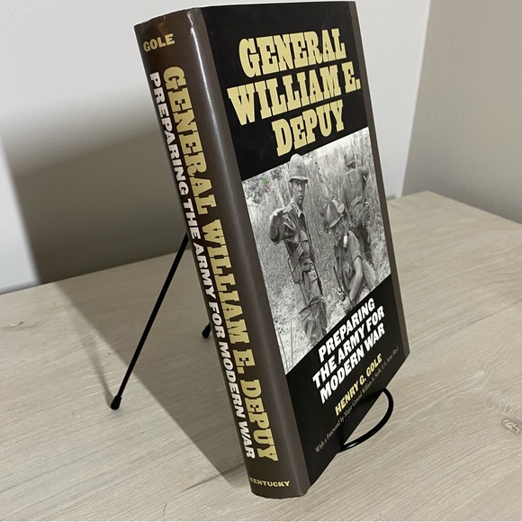 General William E. Depuy : Preparing the Army by Henry Gole (2008 Hardback) Good - Picture 2 of 8